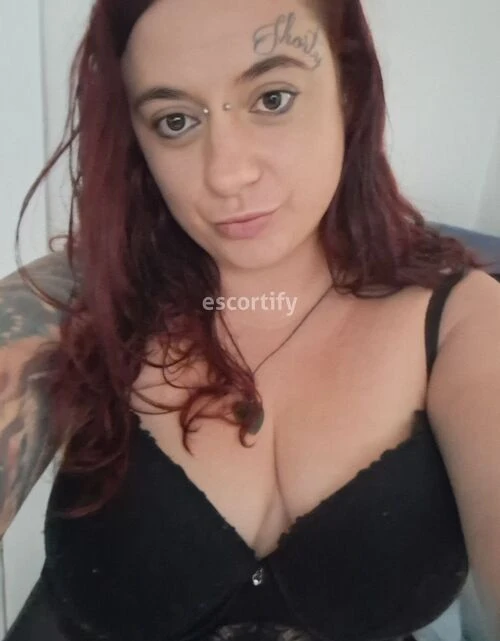 CAPRI is HORNY4U