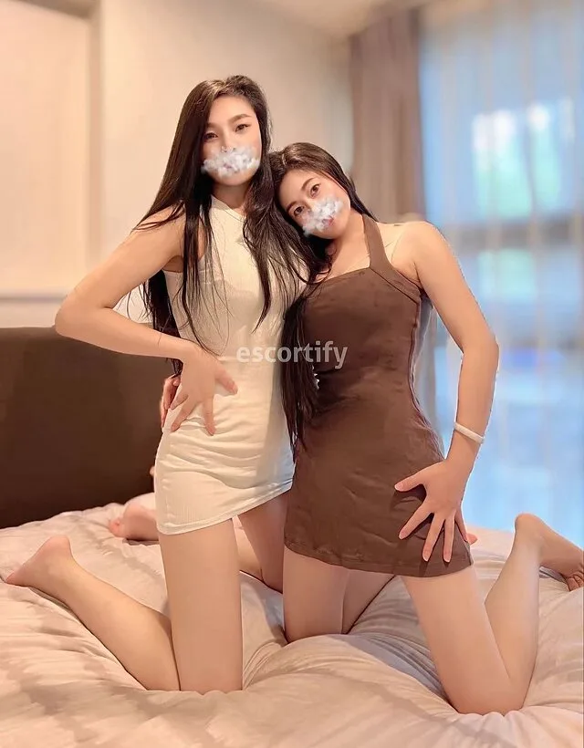Lina and Viva 🫦24y and 26y